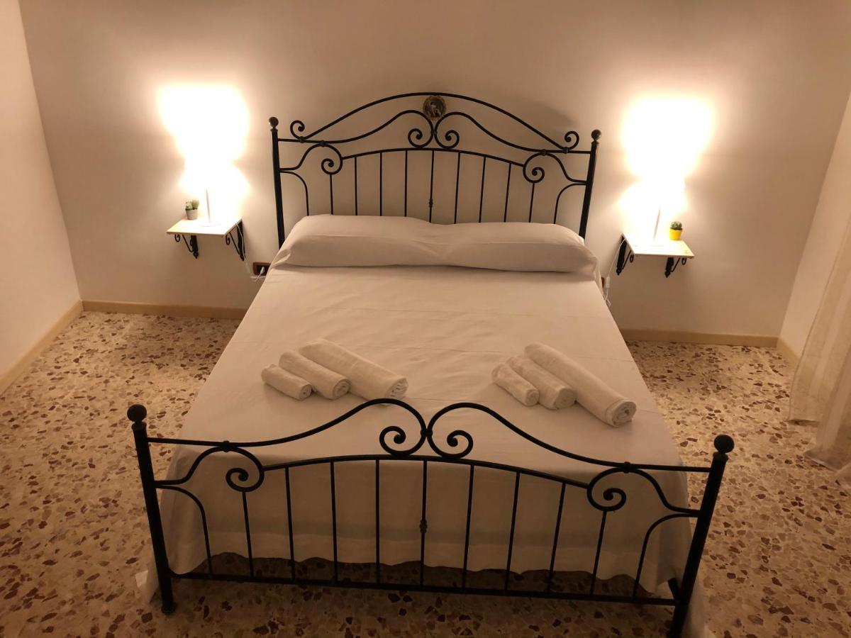 La Casa Di Vincenzo Appartement Syracuse Buitenkant foto